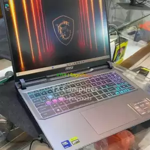 ️MSI  Vector HX  AI A2XW 15th generationintel core ultra 7 255HX️Msi vectorTotal Cores 20 in Ethiopia